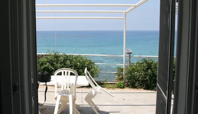 Flat 'Laura' with water view in Pizzo