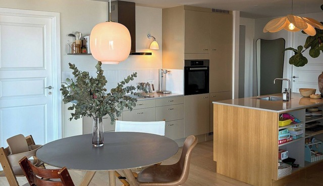 Flat on 16th floor with view of Øresund