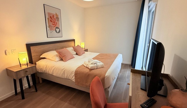 Flat with 1 bedroom and bathroom