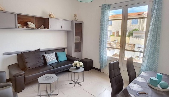 Flat with direct access to the beach