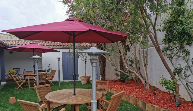Flat with garden in the heart of Les Portes en Ré