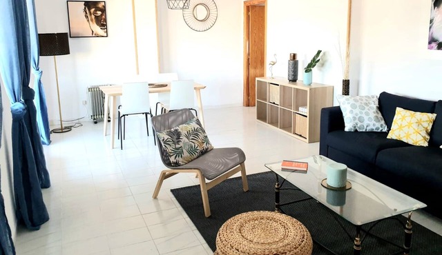 Flat with private terrace, view of the Castillo