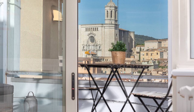 Flateli. Penthouse Jaume I