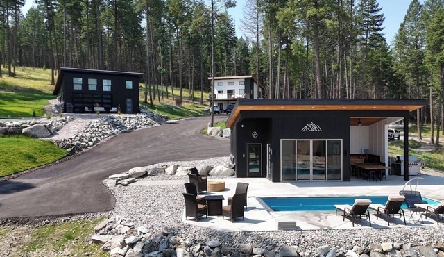 Flathead Lake Luxury Lodging: Lake Views,Pool,Hot tub, Gym
