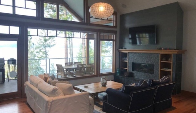 Flathead Lake Waterfront Getaway