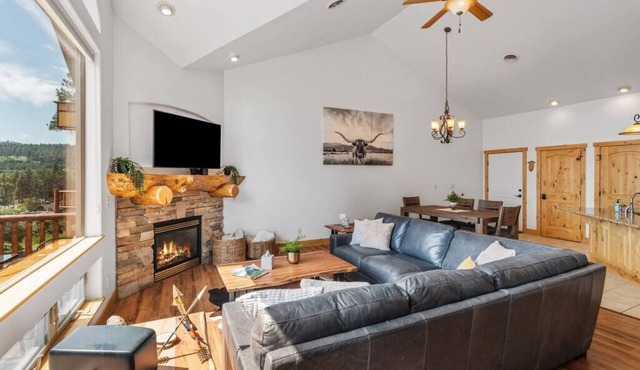 Flathead Lodge | Close to Skiing & Glacier Park