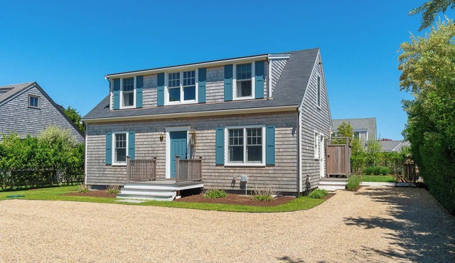 Flawlessly renovated Sconset home