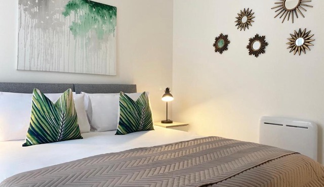 Fleets Height Apartment Ten