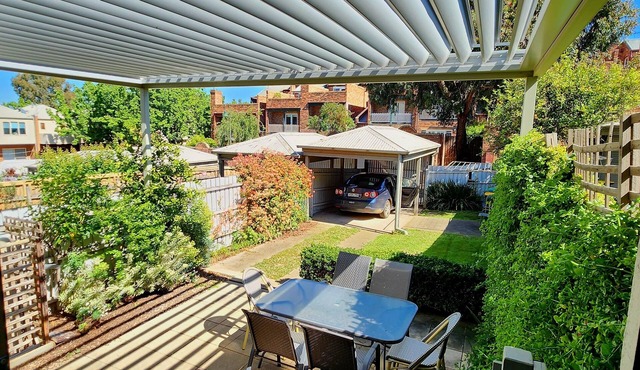 Flemington RC - Melb Showgrounds - Perfect Location - Charan Lane @ Kensington