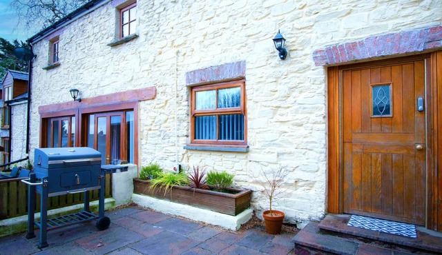 Fletcher Coach House - 3 Bedroom Cottage - Pendine