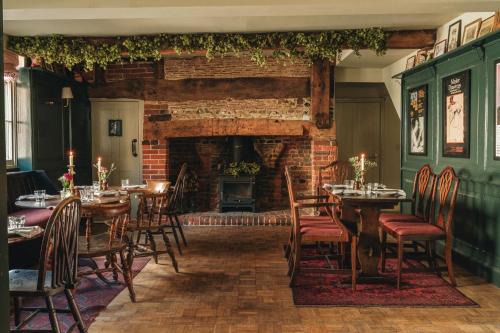 Fleur de Lys Inn, Cranborne