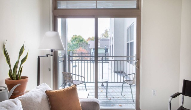 Flexhome Shorewood 1BR A3 - Gym+Balcony