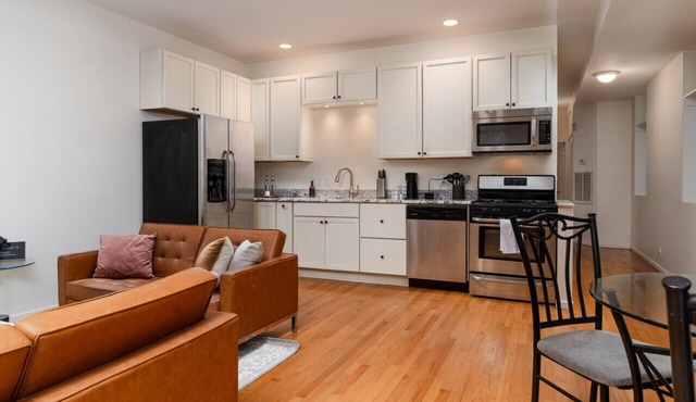 Flexhome Wicker Park 2BR P1