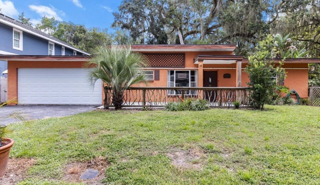 Flexible Policies- Coral House!, with private pool! Steps away from Kings Bay