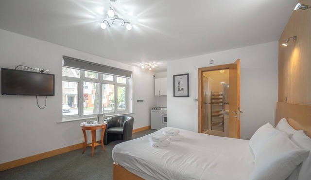 Flexistay Aparthotel Sutton