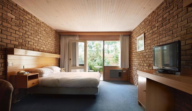 Flinders Cove Motor Inn