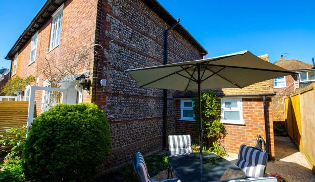 Flint Cottage– Well Located – Rye Town Centre