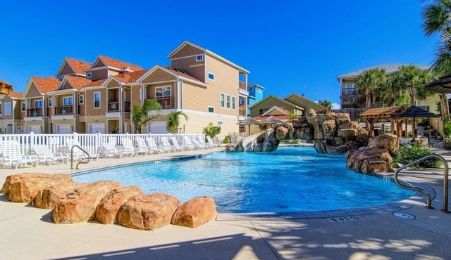 Flip Flops and Pop Tops by Silver Sands Vacation Rentals