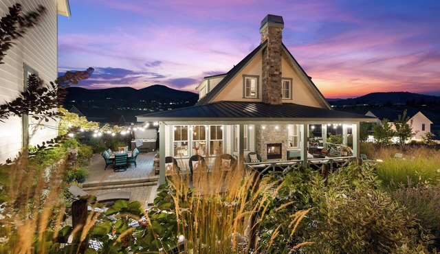 Flip Flops & Snow Shoes at The Lookout at Lake Chelan