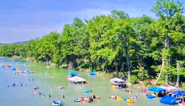 Float 2 Cabin ~ Private Frio River Access @ Comanche Crossing, Cowboy Style!