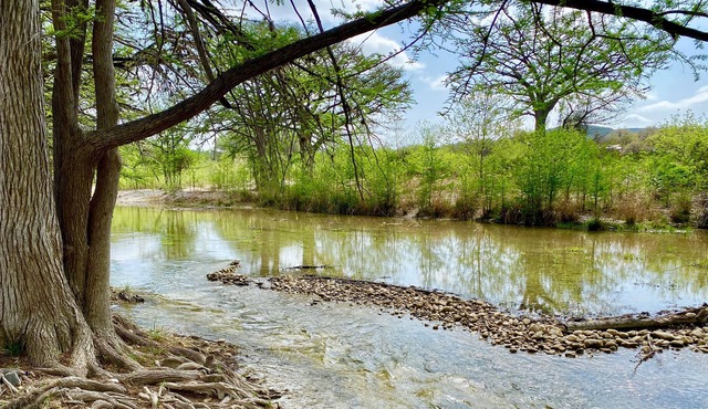 Float to your Cabin! Gorgeous River Front, River & Mt. Views, Acreage, Gated.