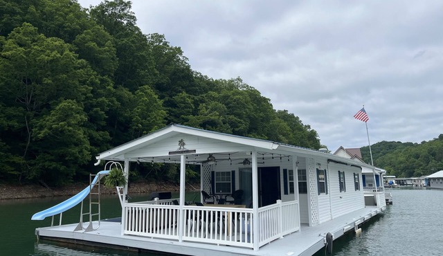 Floating Cabin - Another Day in Paradise at Whitman Hollow Marina