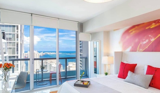 Floor-to-Ceiling Views | Stylish Brickell Suite