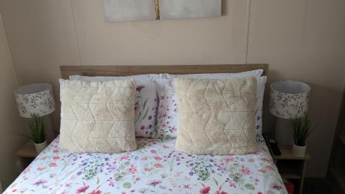 Floppy Feet Pet Friendly Holiday Home Thornwick Bay, Flamborough