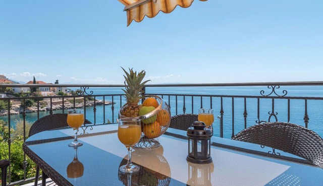 Flor di Mar - 3BR Apt by the Sea, Okrug Gornji