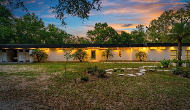 Floral City Oasis/Pool, BBQ Area & Forest View