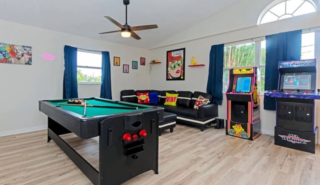 Florda · HotTub Arcade Pool-table