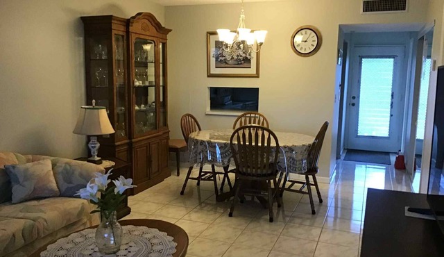 FLORIDA Apartment with 3 Pools & Fitness Room