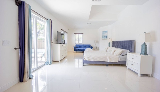 Florida Blue Dream, Beautiful location, family friendly and close to everything!