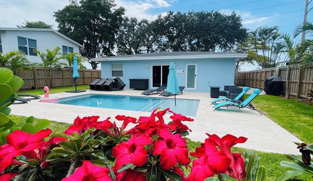 Florida Charm Retreat. Near FLL Air Port and Port Everglades