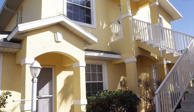 Florida Condo Near Golf Course