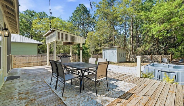 Florida Cottage | Fenced yard| Serentiy Cottage | Hot Tub | Santa Rosa Beach