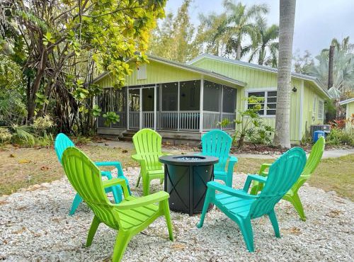 Florida Craftsman Home near Downtown Sarasota