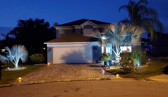 Florida Disney and Golf Getaway villa with private pool, AC in Haines City