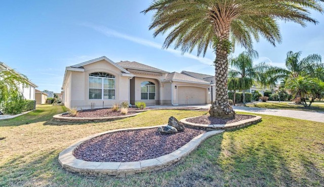 Florida Escape with Lanai about 1 Mi to Golf Course