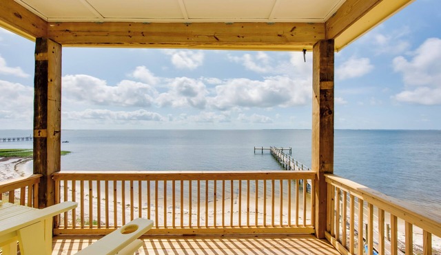 Florida Gulf Coast Getaway w/Dock & Beach Views