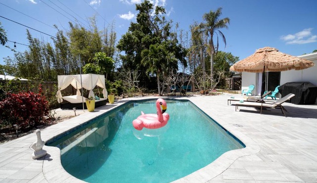 Florida Mango Island/pool/beach/Legacy Trail