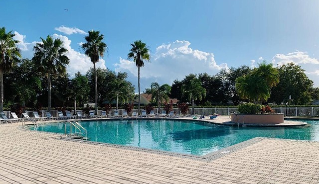 Florida Paradise Home Near IMG Academy and Siesta Key Beach