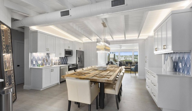 Florida style Beach Cottage directly on the Gulf of Mexico!