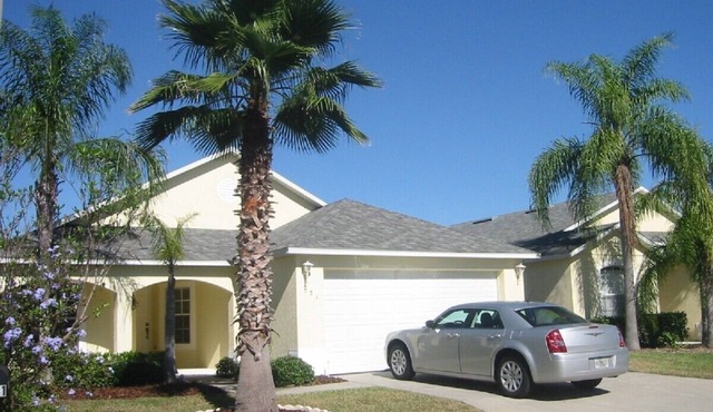 Florida Villa - home from home with pool - 15 mins to Disney World