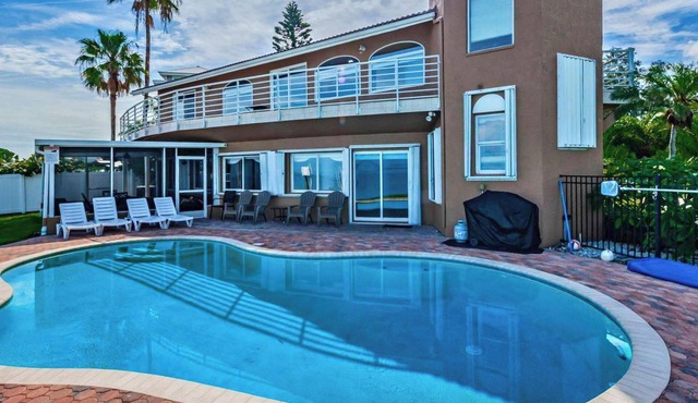 Florida Villa | Waterfront | Private Pool