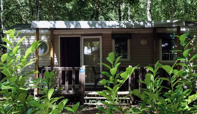 Flower Camping les Gorges de l'Aveyron * - Large family Comfort mobile home 35m² (3 bedrooms) 6 people