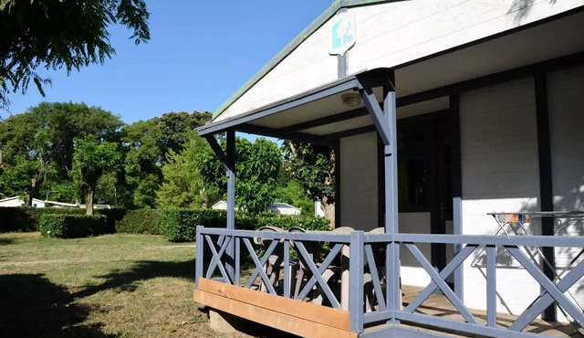 Flower Camping LES MIJEANNES * - Chalet Standard 25m2 2 bedrooms 5 people