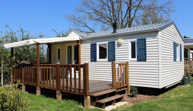Flower Camping Le Pavillon * - Mobil home Standard 34m2 - 3 bedrooms + Semi-covered terrace 6 people