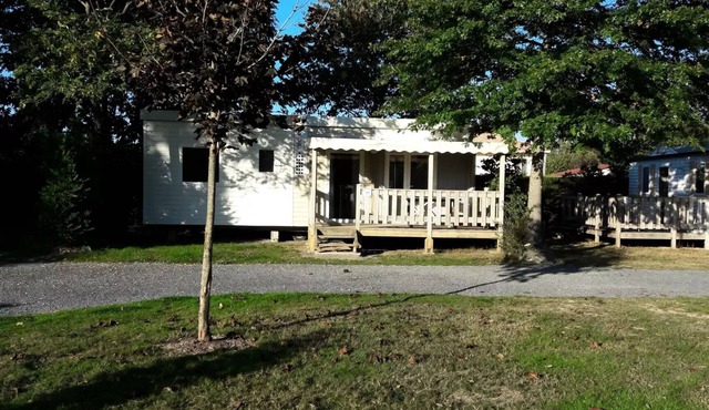 Flower Camping Le Pavillon * - Mobil home Comfort 34m2 - 3 bedrooms + semi-covered terrace 9m2 6 people