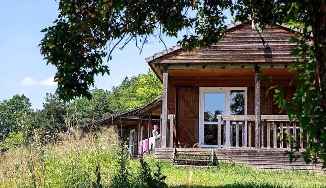 Flower Camping du Lac du Causse * - Chalet Comfort 26m2 (2 bedrooms) + covered terrace 6m2 lake view 6 people